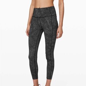 Lululemon Fast and Free Tight - Free Spirit Ice Grey Black Size 2